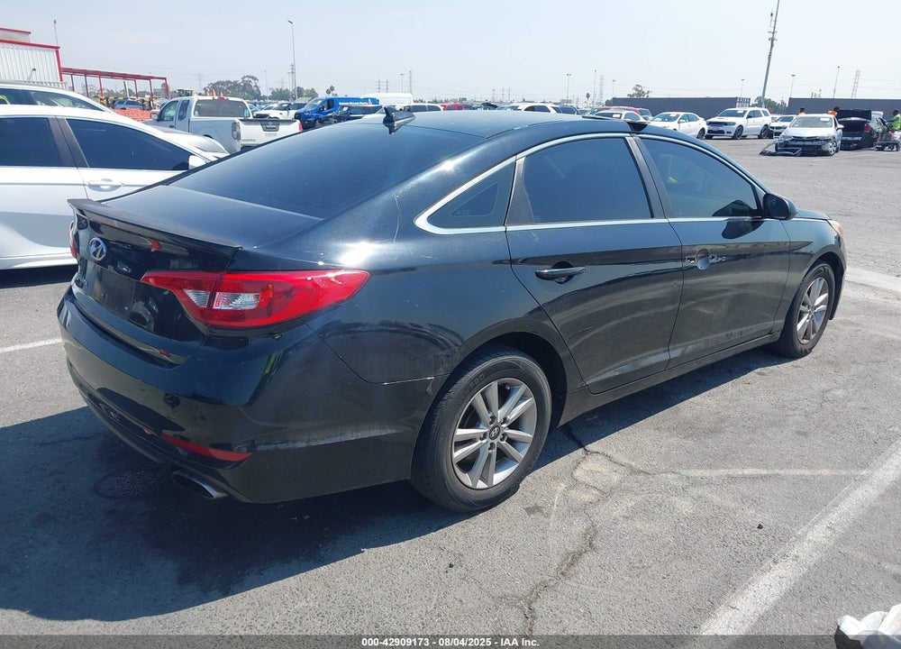2016 HYUNDAI SONATA VIN: 5NPE24AF5GH322401