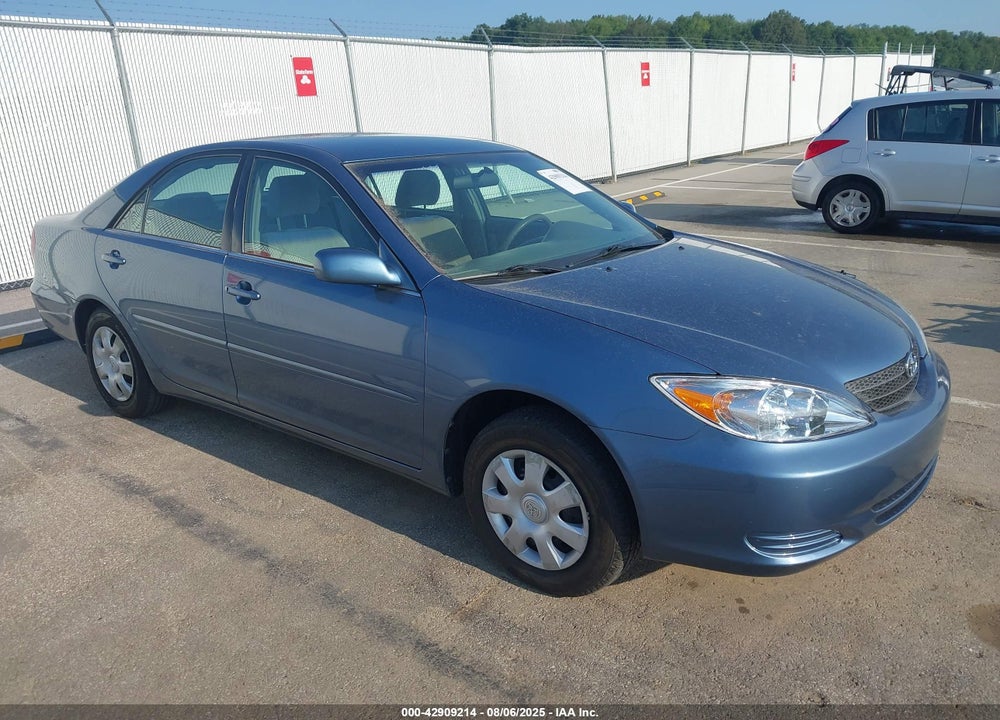 2004 TOYOTA CAMRY LE VIN: 4T1BE32K04U819160