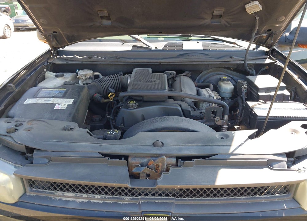 2002 CHEVROLET TRAILBLAZER LTZ VIN: 1GNDT13S122323824