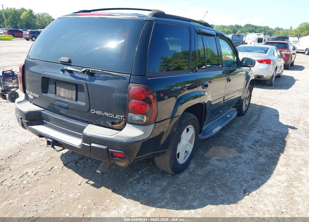 2002 CHEVROLET TRAILBLAZER LTZ VIN: 1GNDT13S122323824