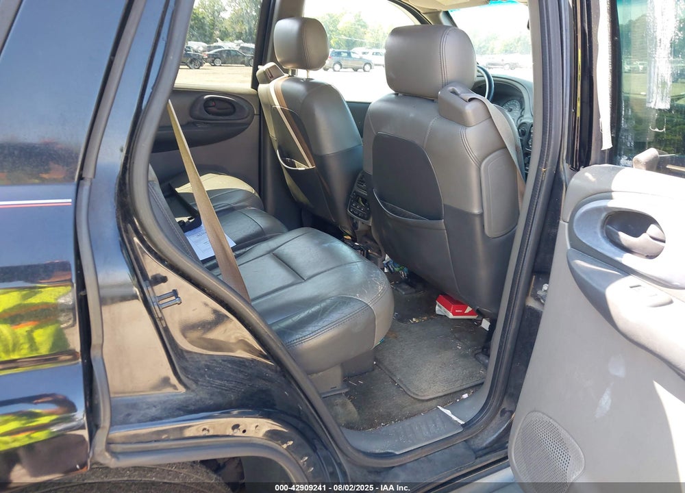 2002 CHEVROLET TRAILBLAZER LTZ VIN: 1GNDT13S122323824