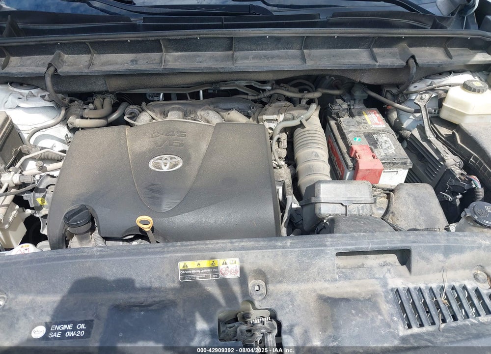 2021 TOYOTA HIGHLANDER VIN: 5TDLZRAH4MS033887
