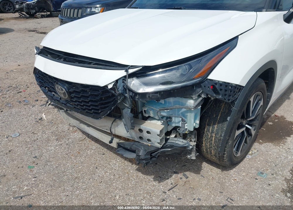 2021 TOYOTA HIGHLANDER VIN: 5TDLZRAH4MS033887