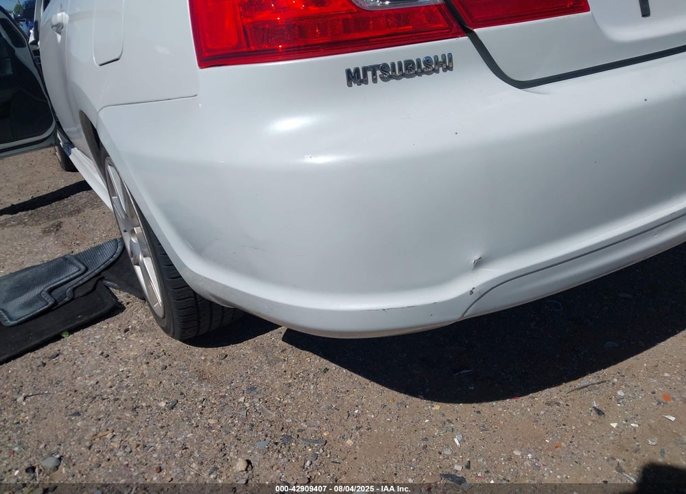 2010 MITSUBISHI GALANT VIN: 4A32B3FF3AE004822