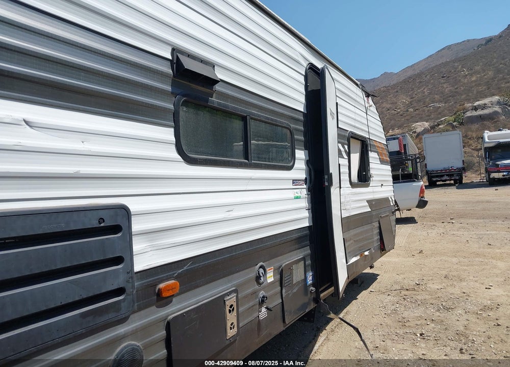 2022 OTHER --- VIN: 4X4TWDC2XNE035973