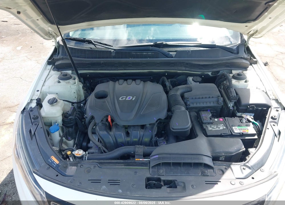 2015 KIA OPTIMA VIN: KNAGM4A78F5619329
