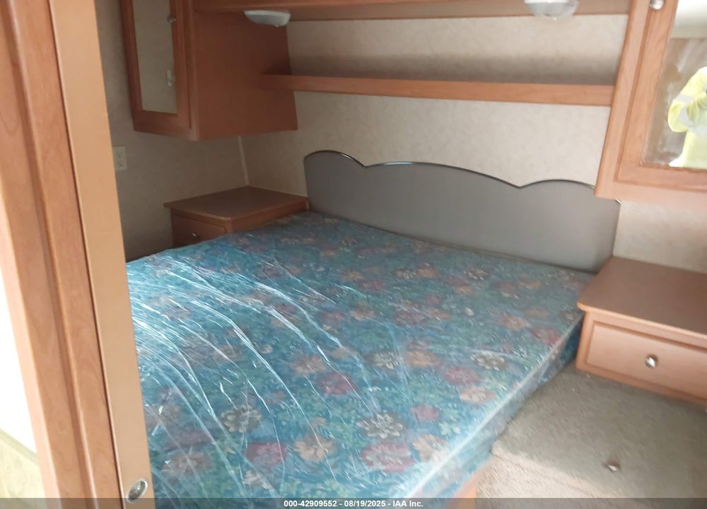 2007 FOUR WINDS TRAVEL TRAILER VIN: 47CTFTN287G524505
