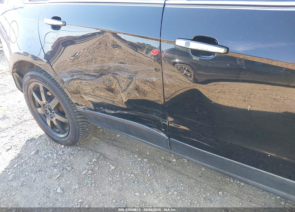 2011 CADILLAC SRX VIN: 3GYFNKE61BS565061