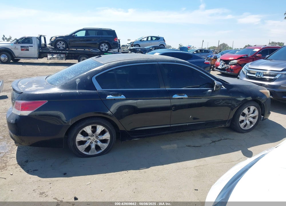 2010 HONDA ACCORD VIN: 1HGCP3F81AA004885