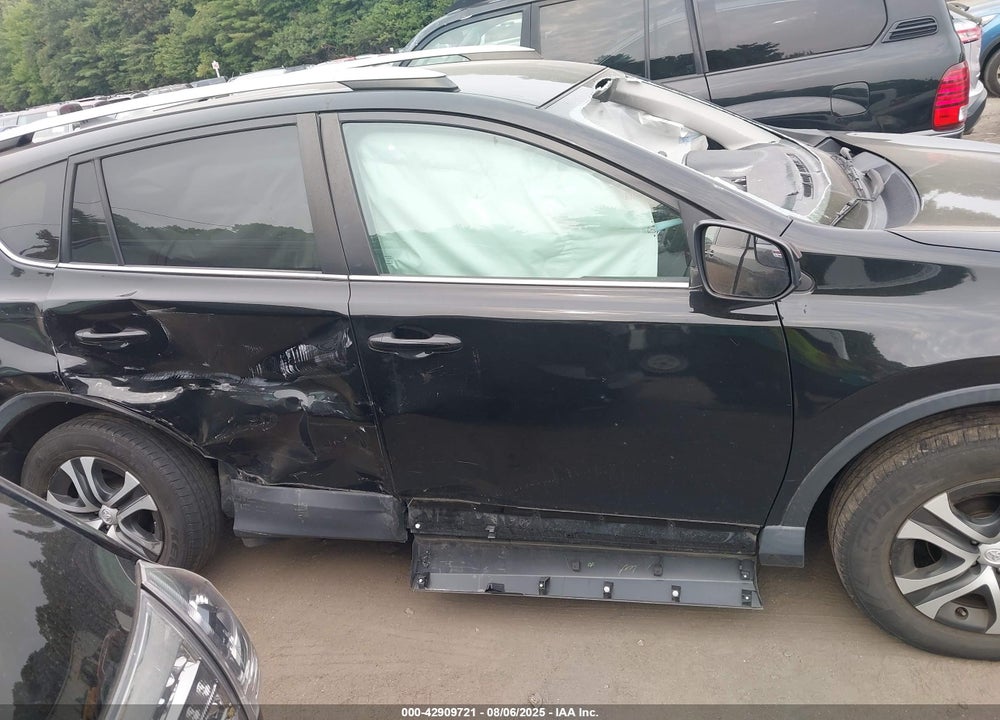 2018 TOYOTA RAV4 VIN: 2T3BFREVXJW711458