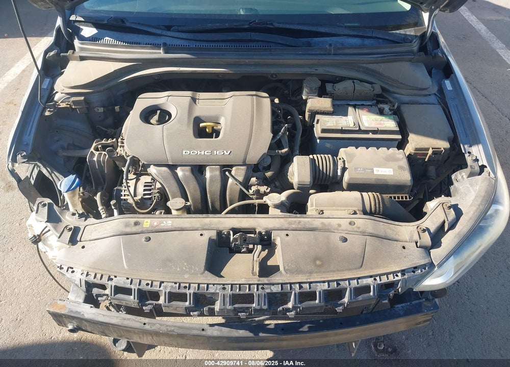 2018 HYUNDAI ELANTRA VIN: KMHD84LFXJU513120