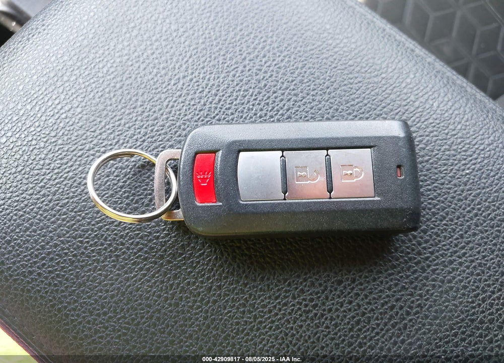 2020 MITSUBISHI OUTLANDER SPORT VIN: JA4AR3AU5LU023729