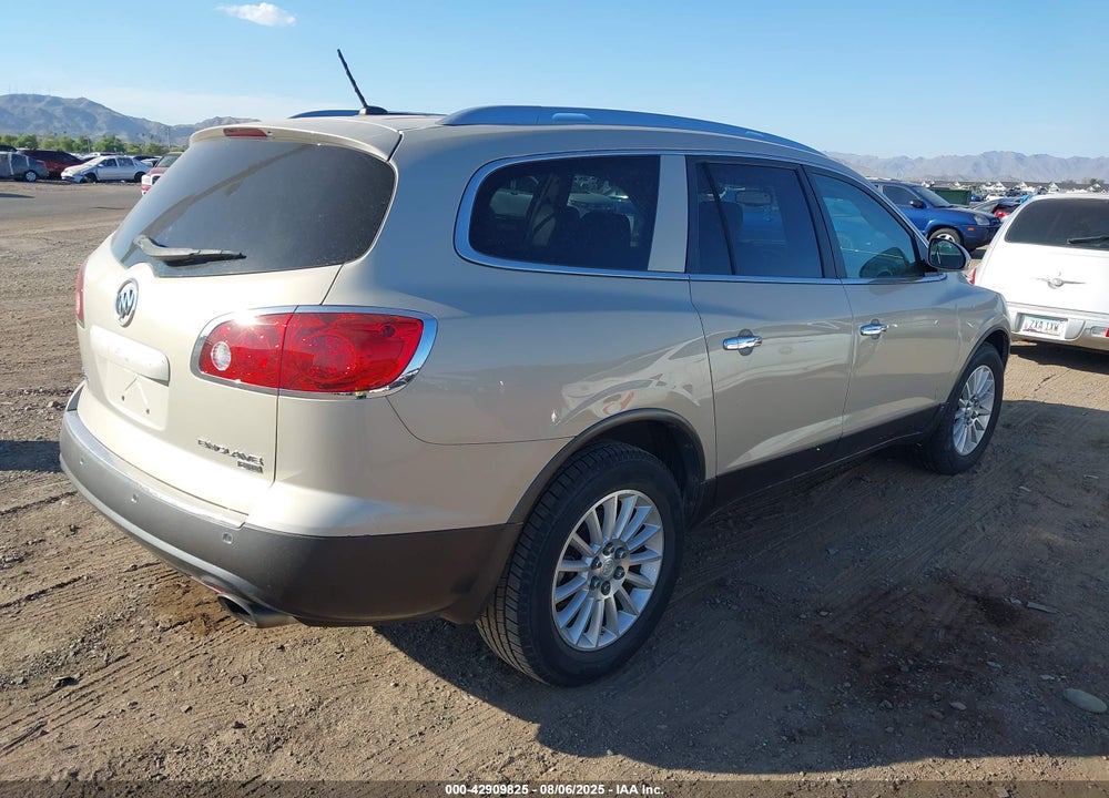 2008 BUICK ENCLAVE CXL VIN: 5GAER23728J213488