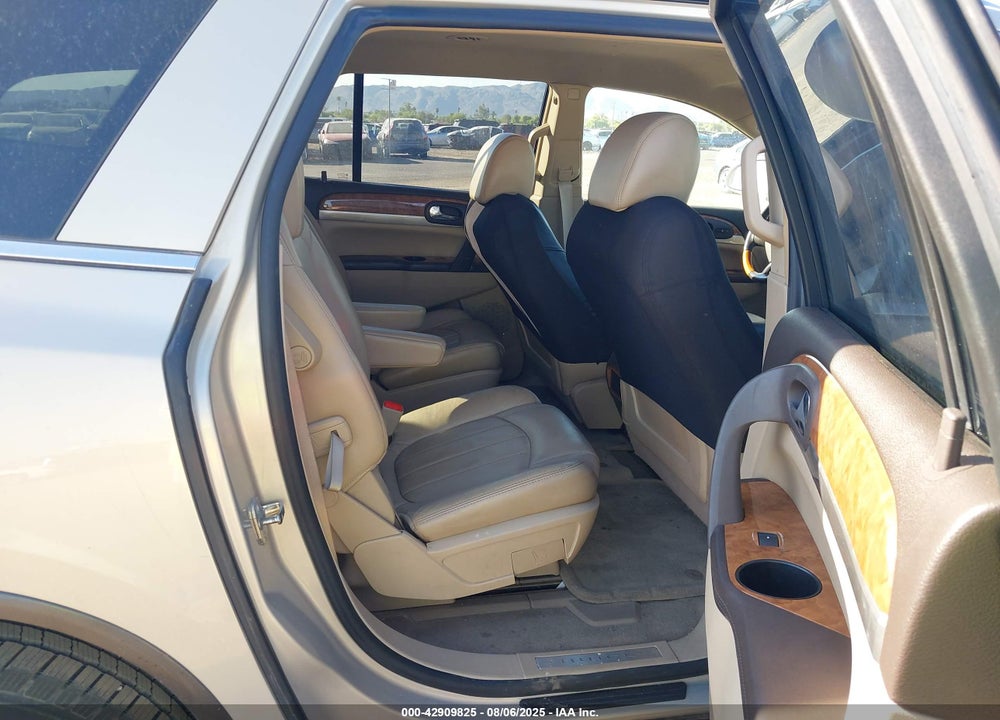 2008 BUICK ENCLAVE CXL VIN: 5GAER23728J213488