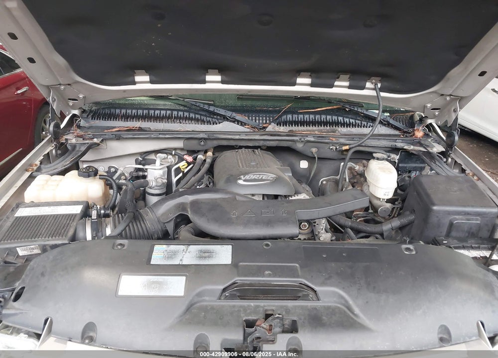 2005 CHEVROLET TAHOE Z71 VIN: 1GNEK13T65R180512