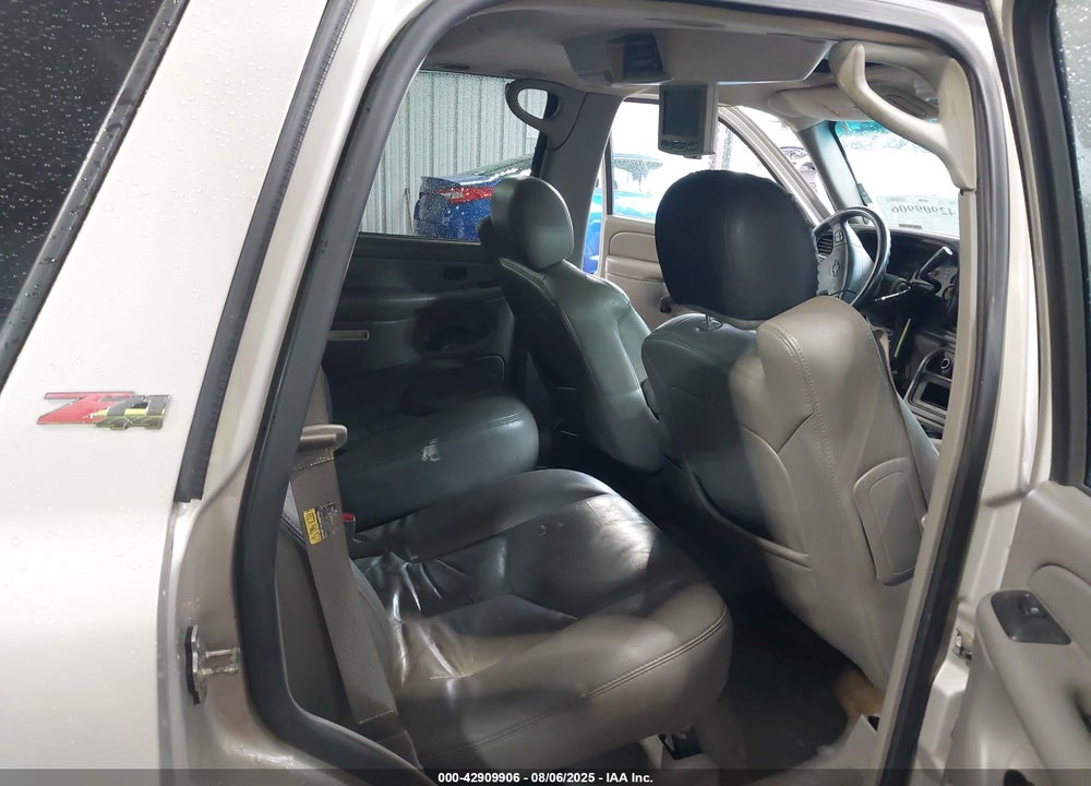 2005 CHEVROLET TAHOE Z71 VIN: 1GNEK13T65R180512