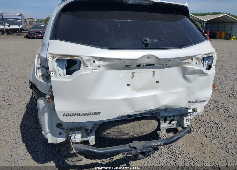 2015 TOYOTA HIGHLANDER VIN: 5TDJKRFH4FS167743