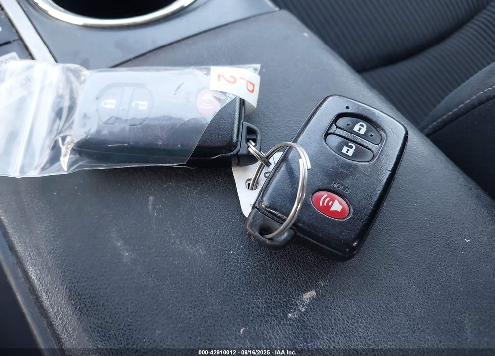2015 TOYOTA PRIUS V VIN: JTDZN3EUXFJ015856