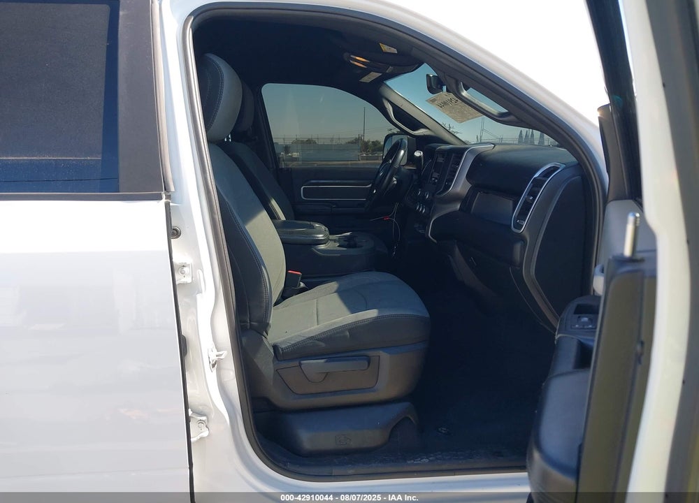 2022 RAM 2500 BIG HORN 4X4 6'4 BOX VIN: 3C6UR5DL6NG201694