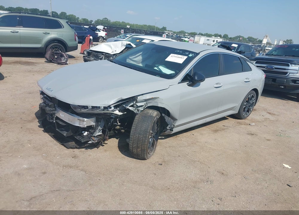 2024 KIA K5 VIN: 5XXG64J21RG263095