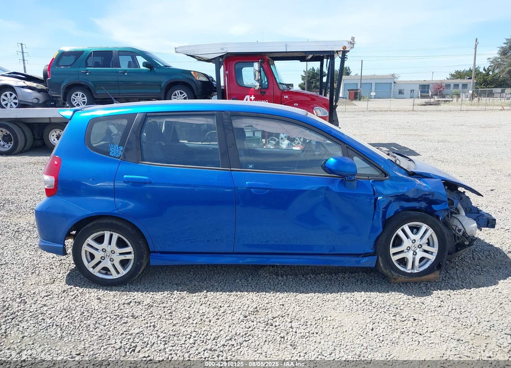 2007 HONDA FIT SPORT VIN: JHMGD38637S022116
