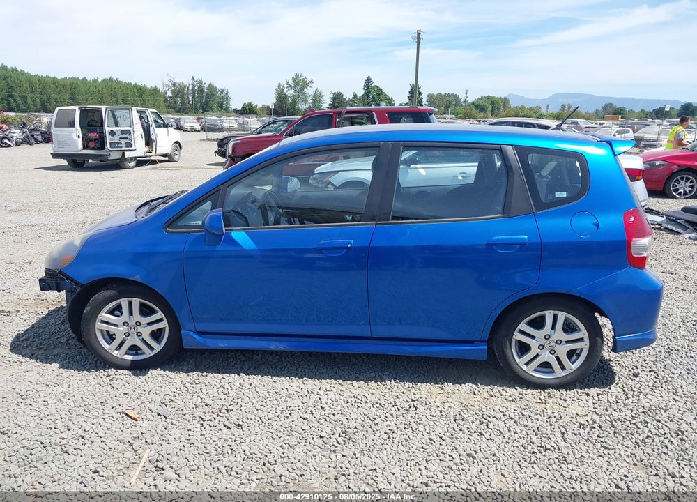 2007 HONDA FIT SPORT VIN: JHMGD38637S022116