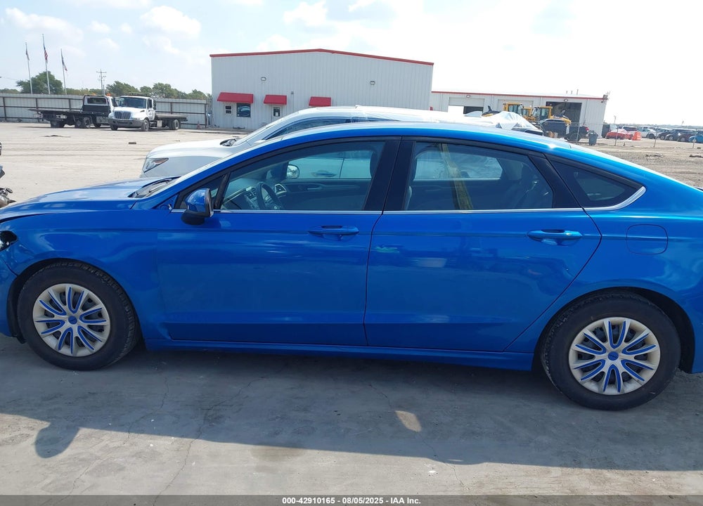 2019 FORD FUSION VIN: 3FA6P0G7XKR282911