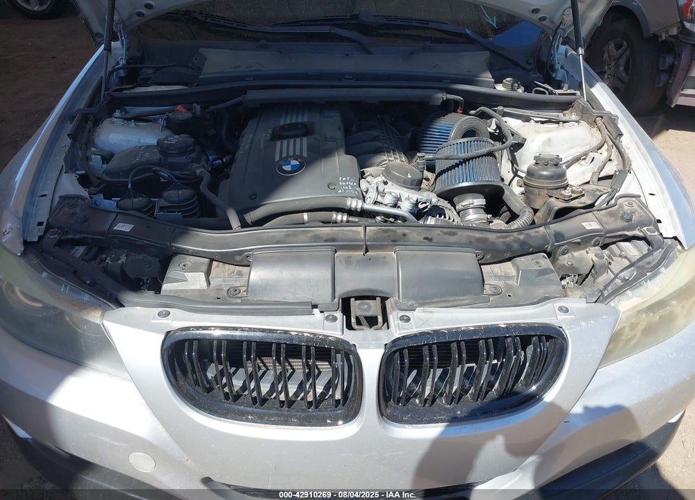 2009 BMW 3 SERIES VIN: WBAPM77539NL87945