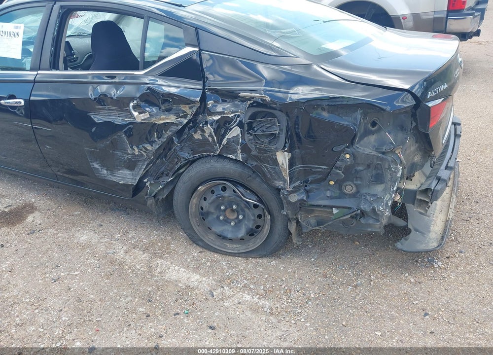 2019 NISSAN ALTIMA VIN: 1N4BL4BV4KN304749