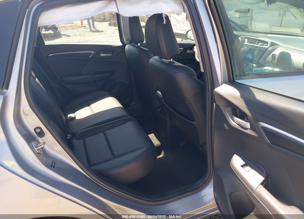 2019 HONDA FIT VIN: 3HGGK5H05KM726285