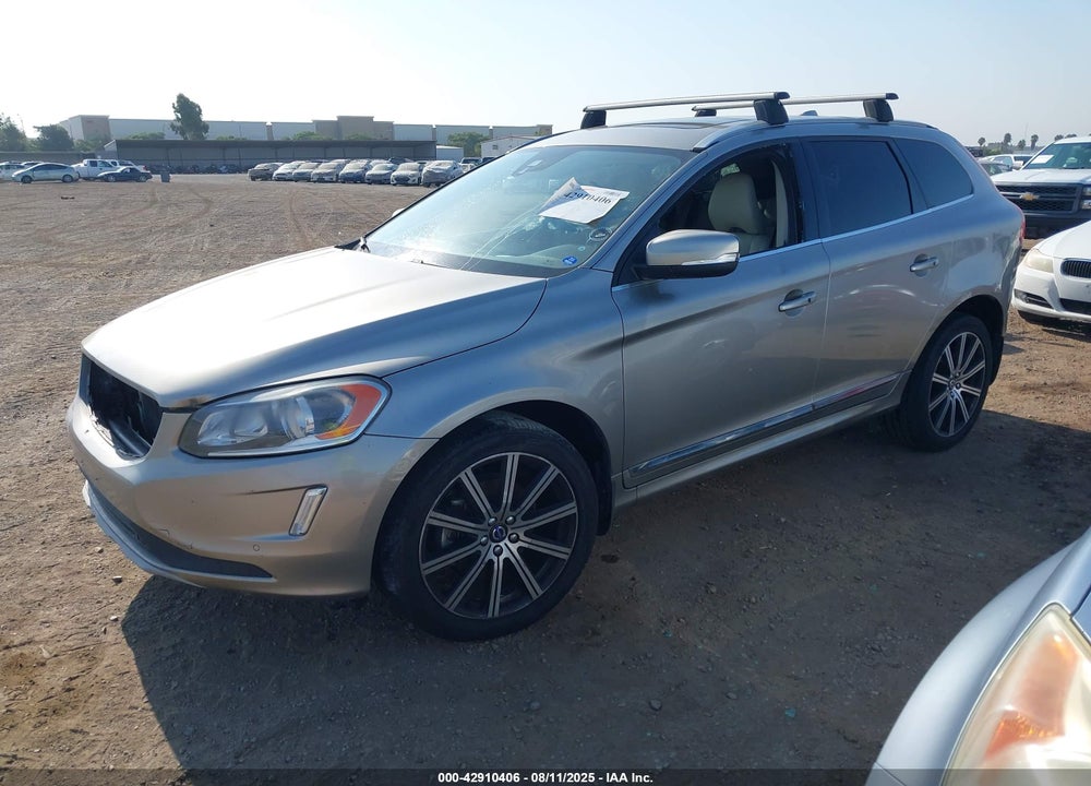 2016 VOLVO XC60 T6 DRIVE-E VIN: YV449MDK9G2895915