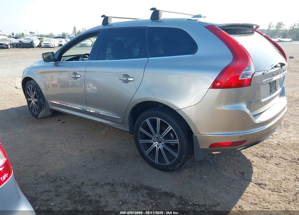 2016 VOLVO XC60 T6 DRIVE-E VIN: YV449MDK9G2895915