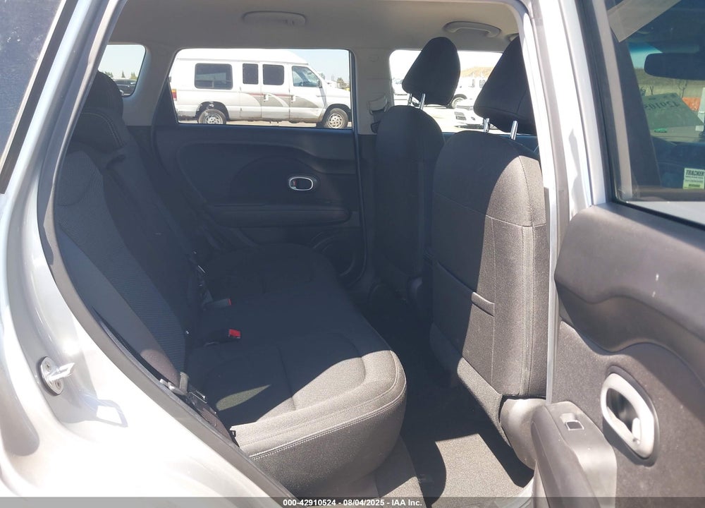2017 KIA SOUL VIN: KNDJP3A55H7420268