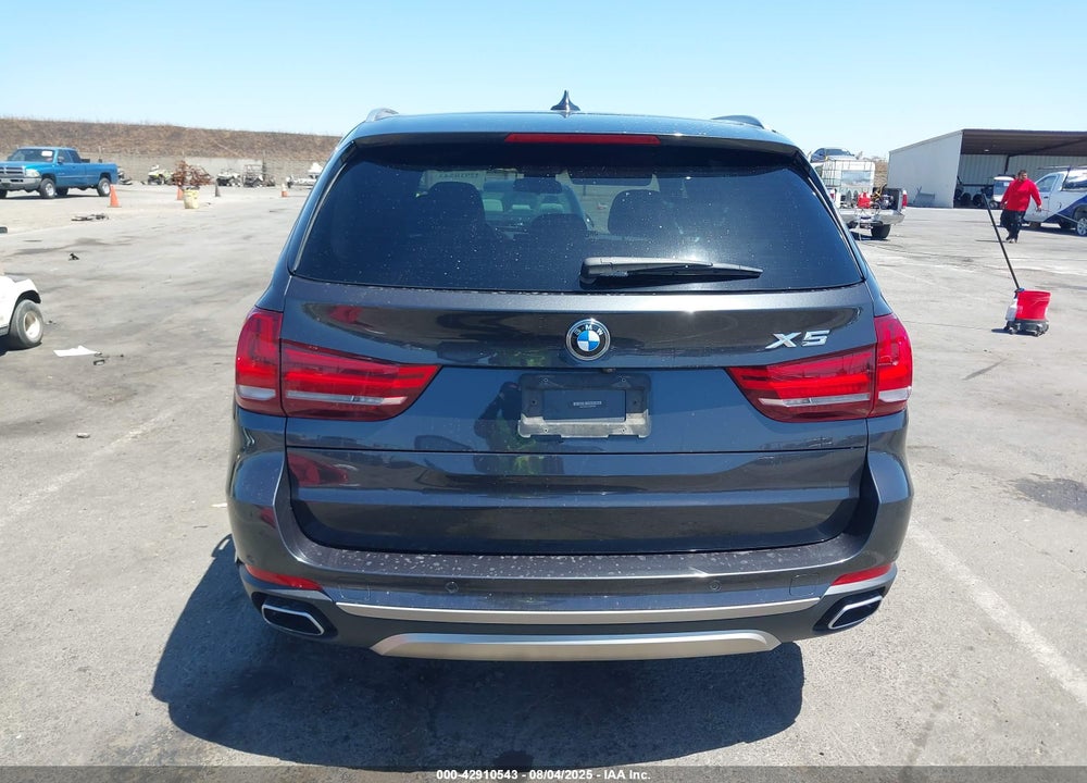2018 BMW X5 VIN: 5UXKT0C54J0W02004