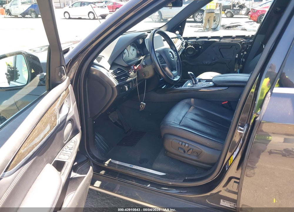 2018 BMW X5 VIN: 5UXKT0C54J0W02004