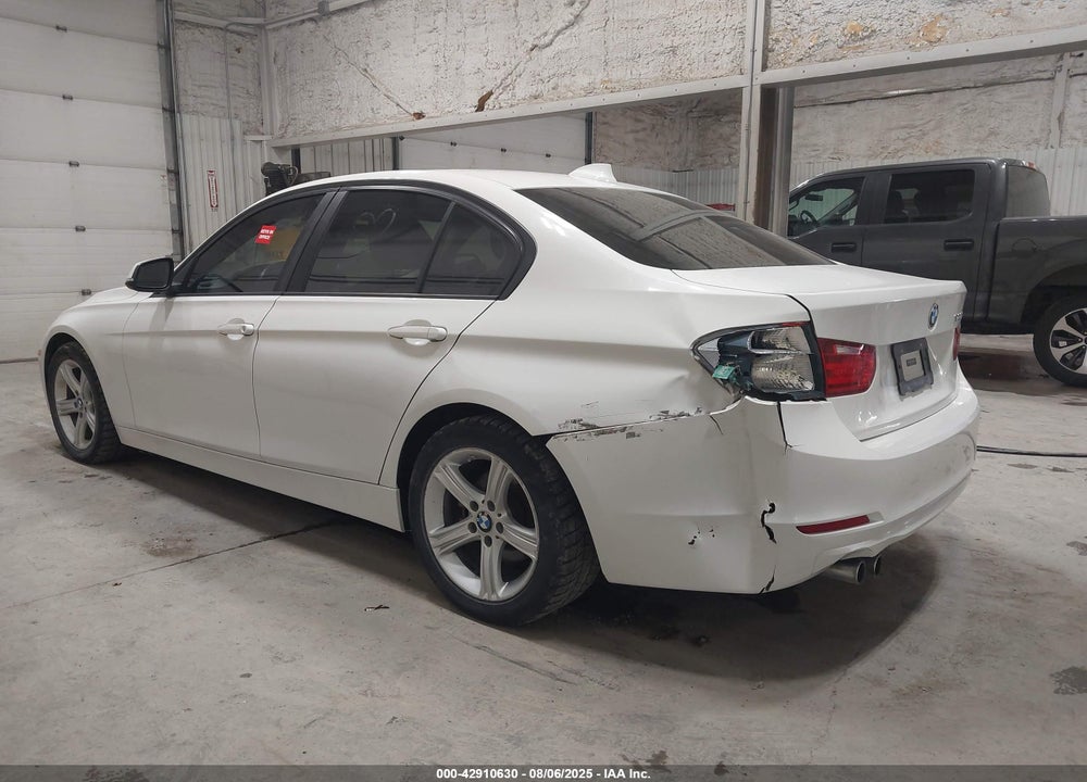 2014 BMW 3 SERIES VIN: WBA3C1C57EK117388