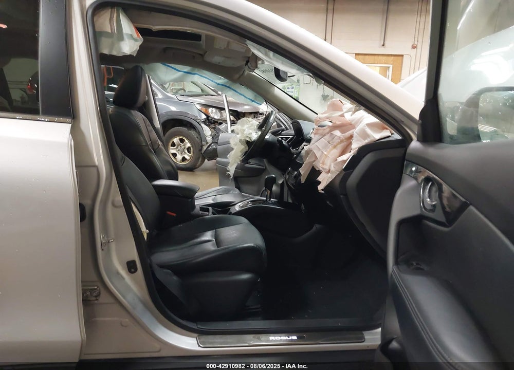 2015 NISSAN ROGUE VIN: 5N1AT2MV2FC826347
