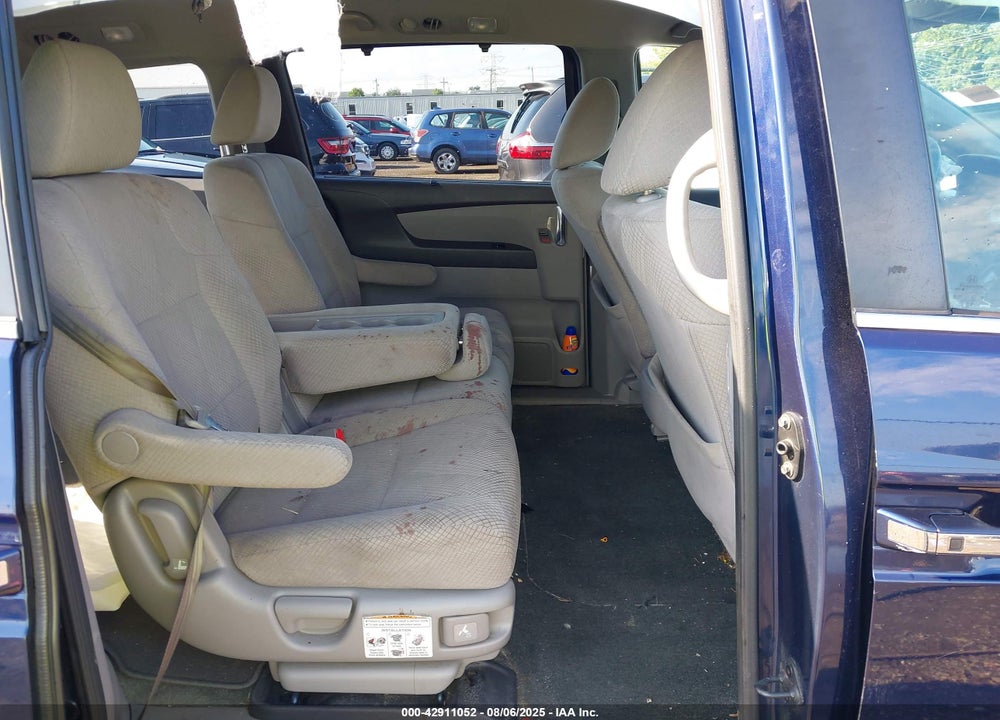 2016 HONDA ODYSSEY SE VIN: 5FNRL5H32GB134062