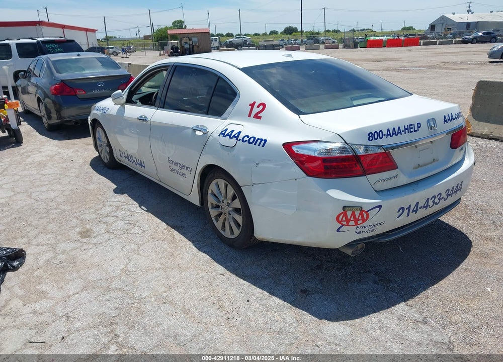 2013 HONDA ACCORD VIN: 1HGCR3F87DA001424