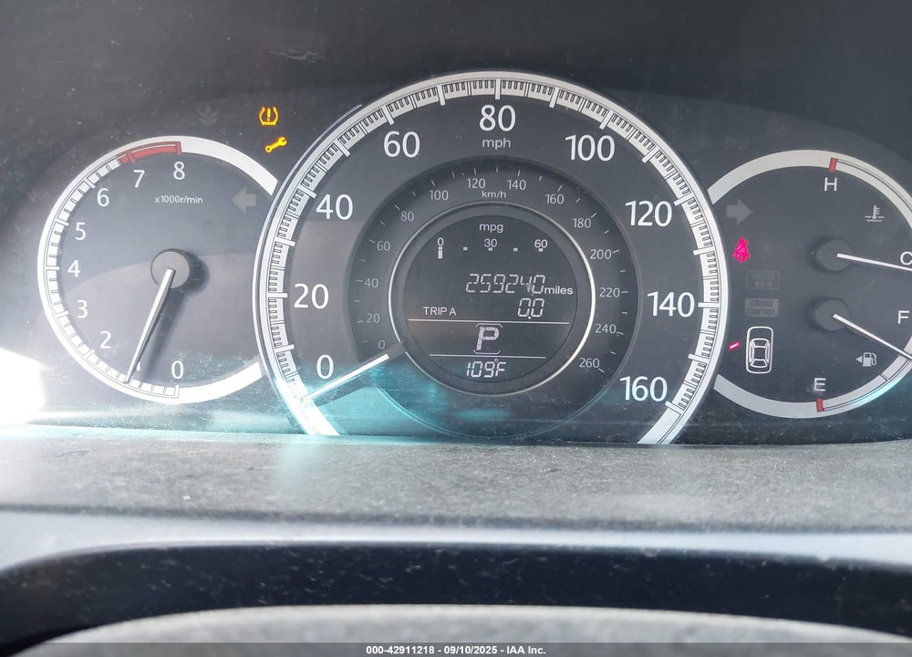 2013 HONDA ACCORD VIN: 1HGCR3F87DA001424