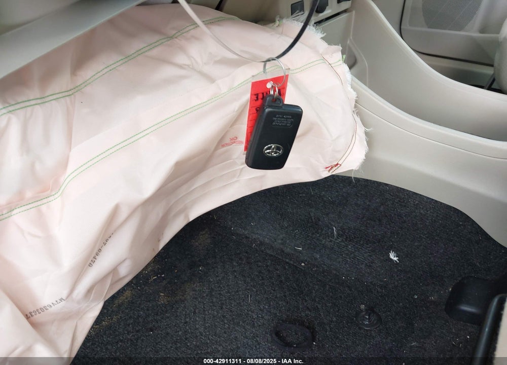 2014 TOYOTA PRIUS V VIN: JTDZN3EUXE3333897