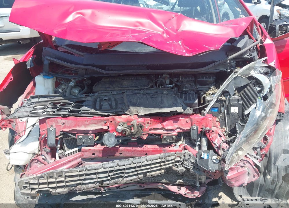 2013 HONDA FIT VIN: JHMGE8H5XDC014490