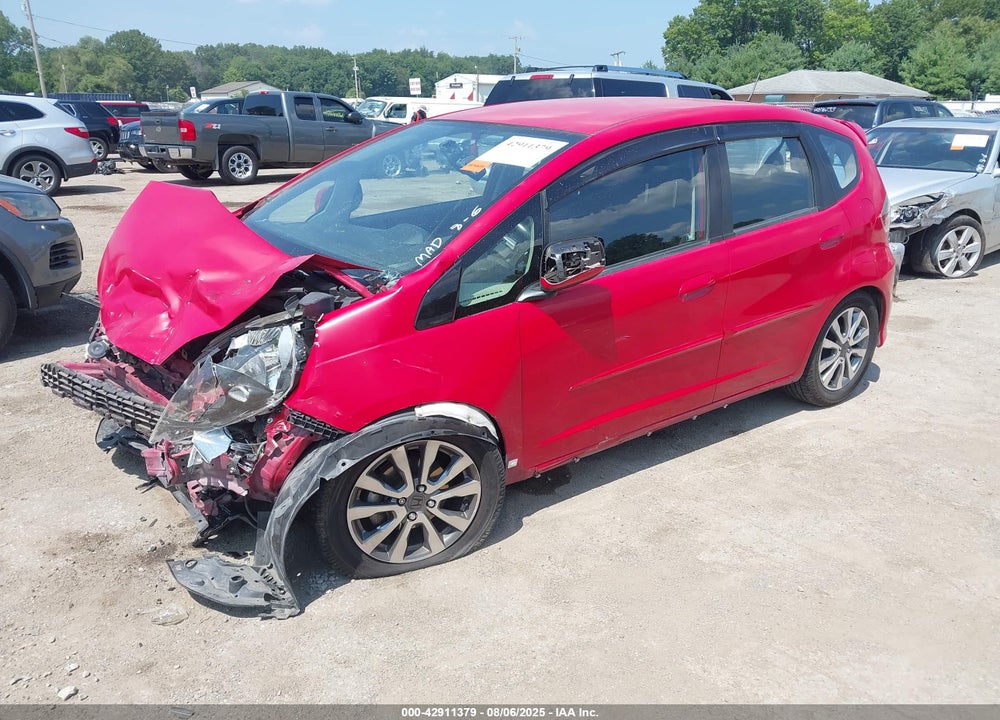 2013 HONDA FIT VIN: JHMGE8H5XDC014490