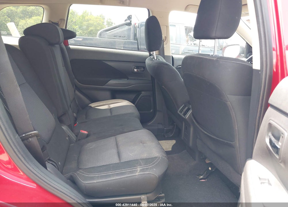 2019 MITSUBISHI OUTLANDER VIN: JA4AD2A3XKZ012243