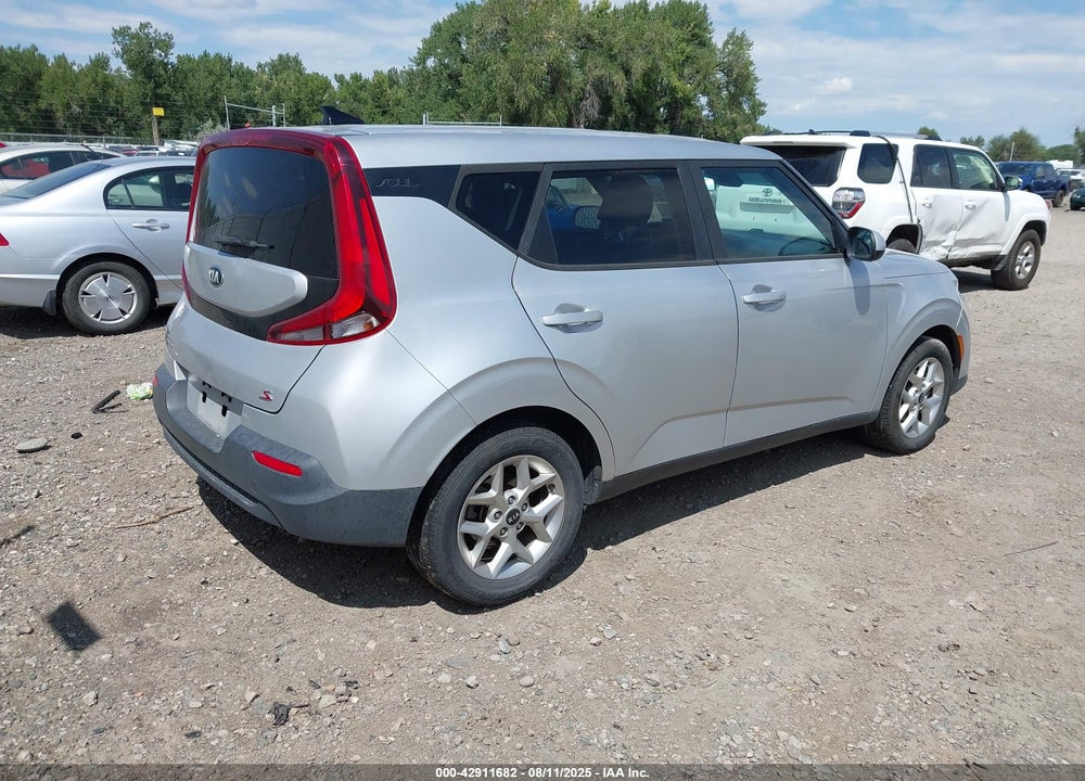 2020 KIA SOUL VIN: KNDJ23AU6L7718004