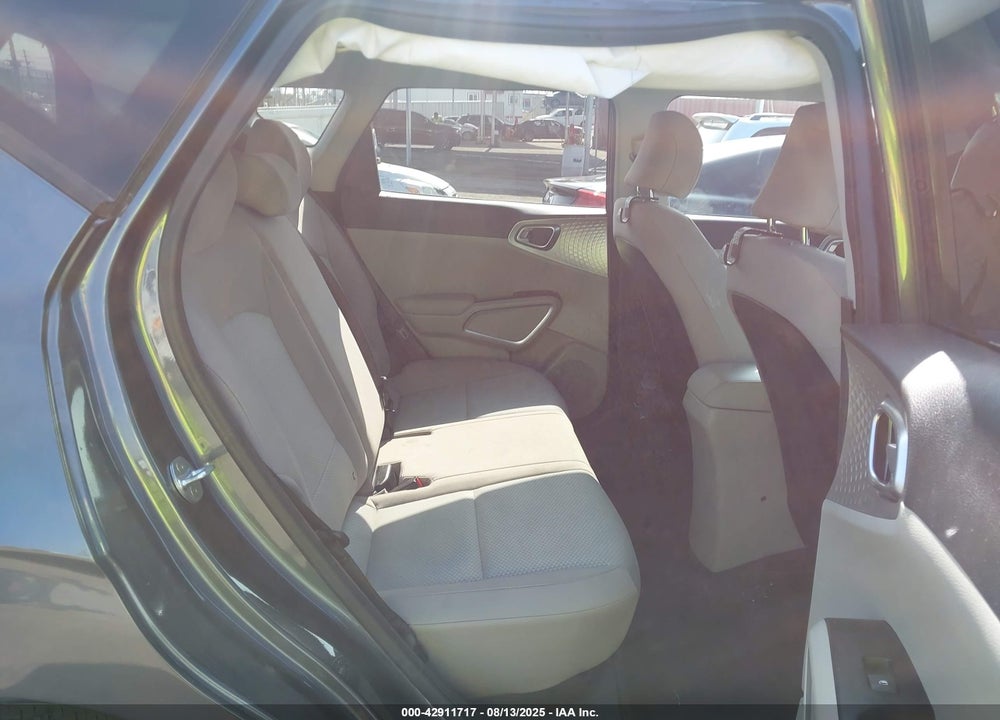 2021 KIA SOUL VIN: KNDJ23AU8M7791778
