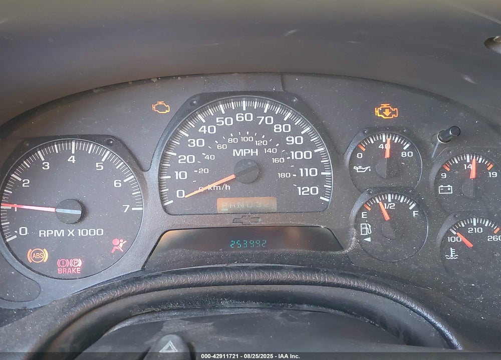 2005 CHEVROLET TRAILBLAZER LS VIN: 1GNDS13S452134494