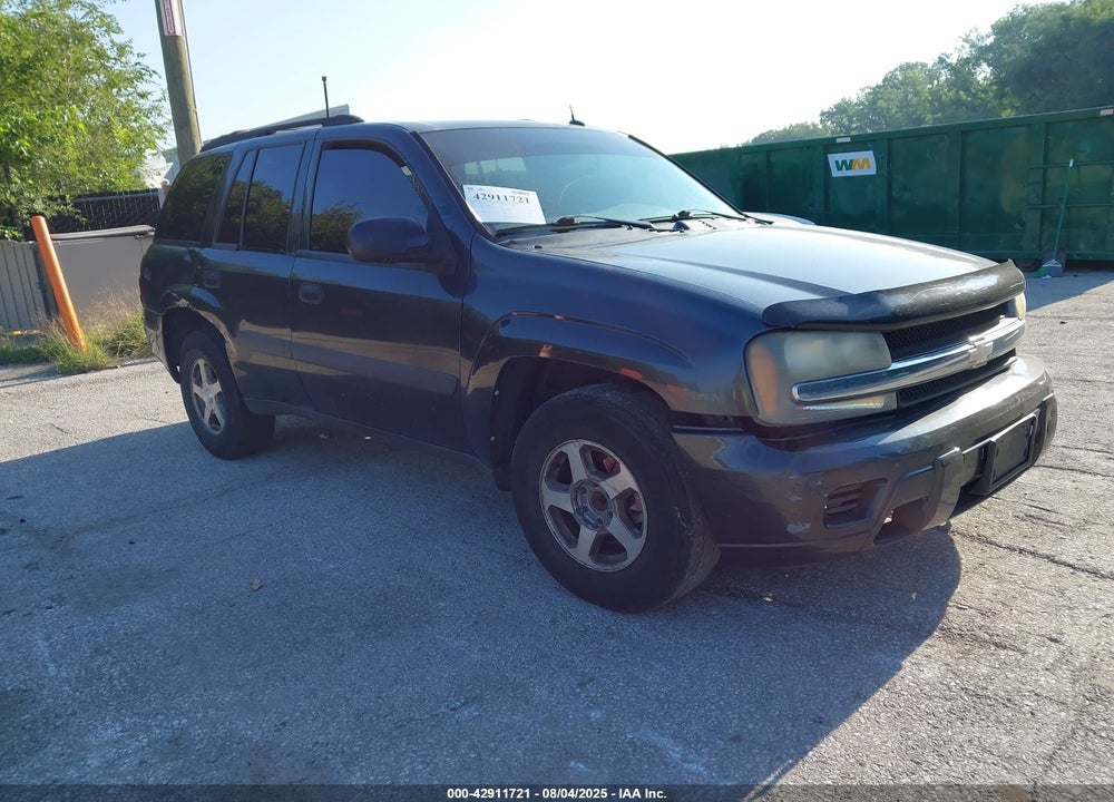 2005 CHEVROLET TRAILBLAZER LS VIN: 1GNDS13S452134494