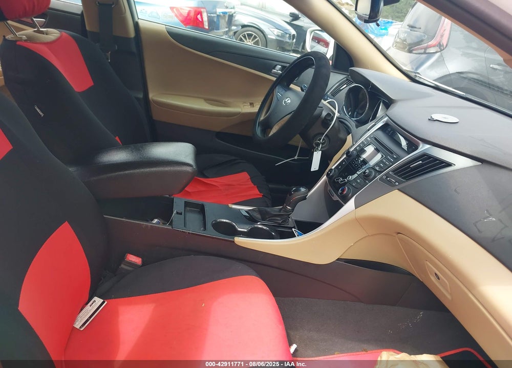 2013 HYUNDAI SONATA VIN: 5NPEB4AC0DH749065