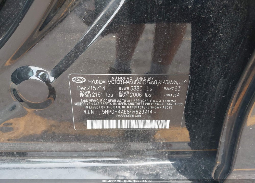 2015 HYUNDAI ELANTRA VIN: 5NPDH4AE8FH623714